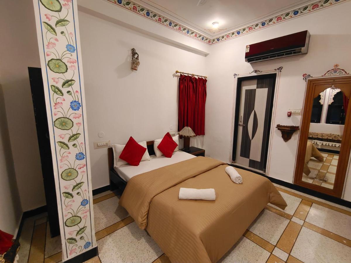 The Rustic Monk Hostel Udaipur Luaran gambar