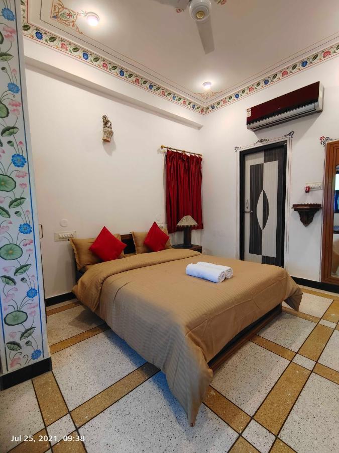 The Rustic Monk Hostel Udaipur Luaran gambar