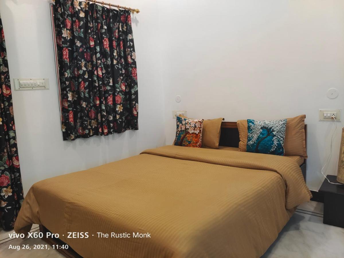The Rustic Monk Hostel Udaipur Luaran gambar